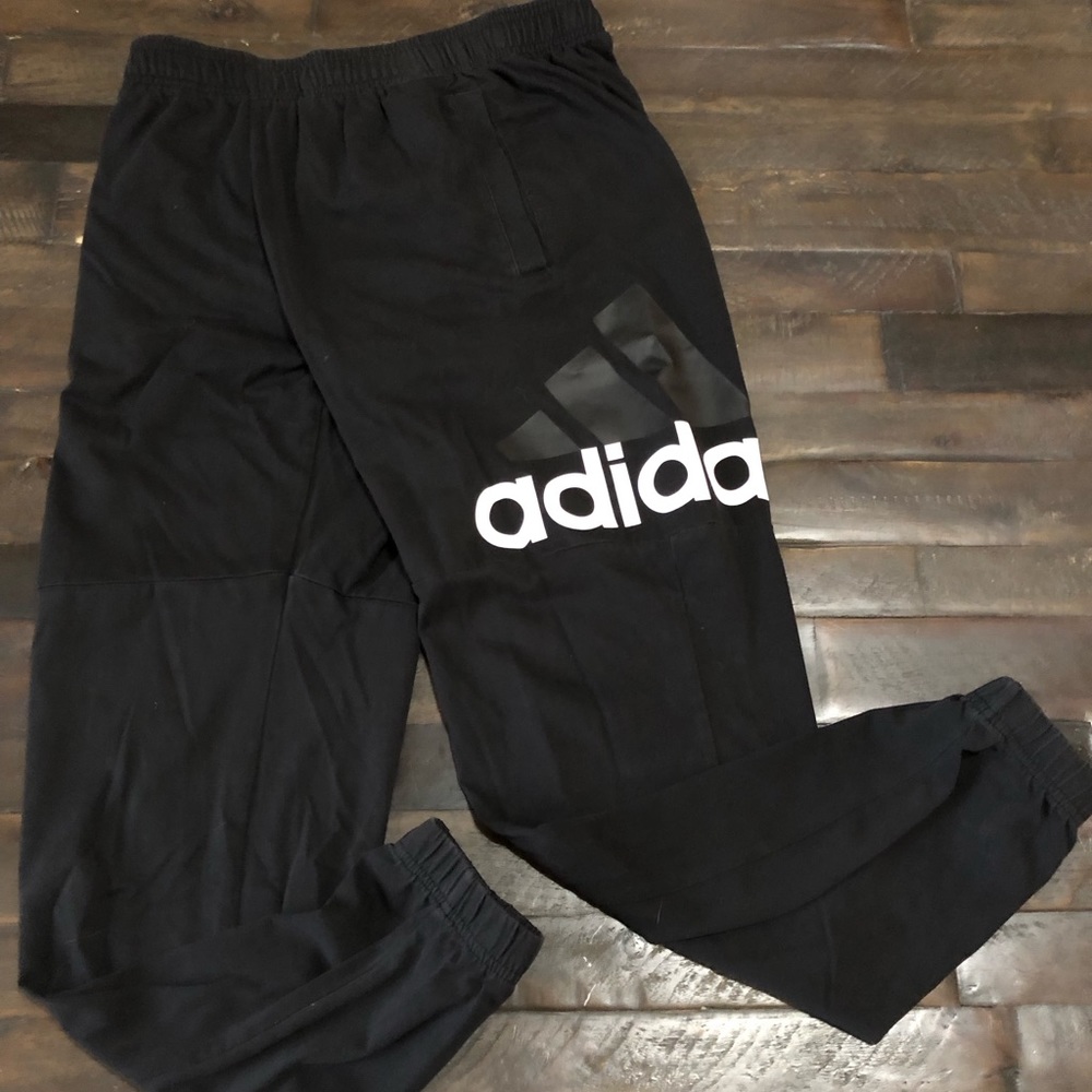 Men’s adidas medium joggers